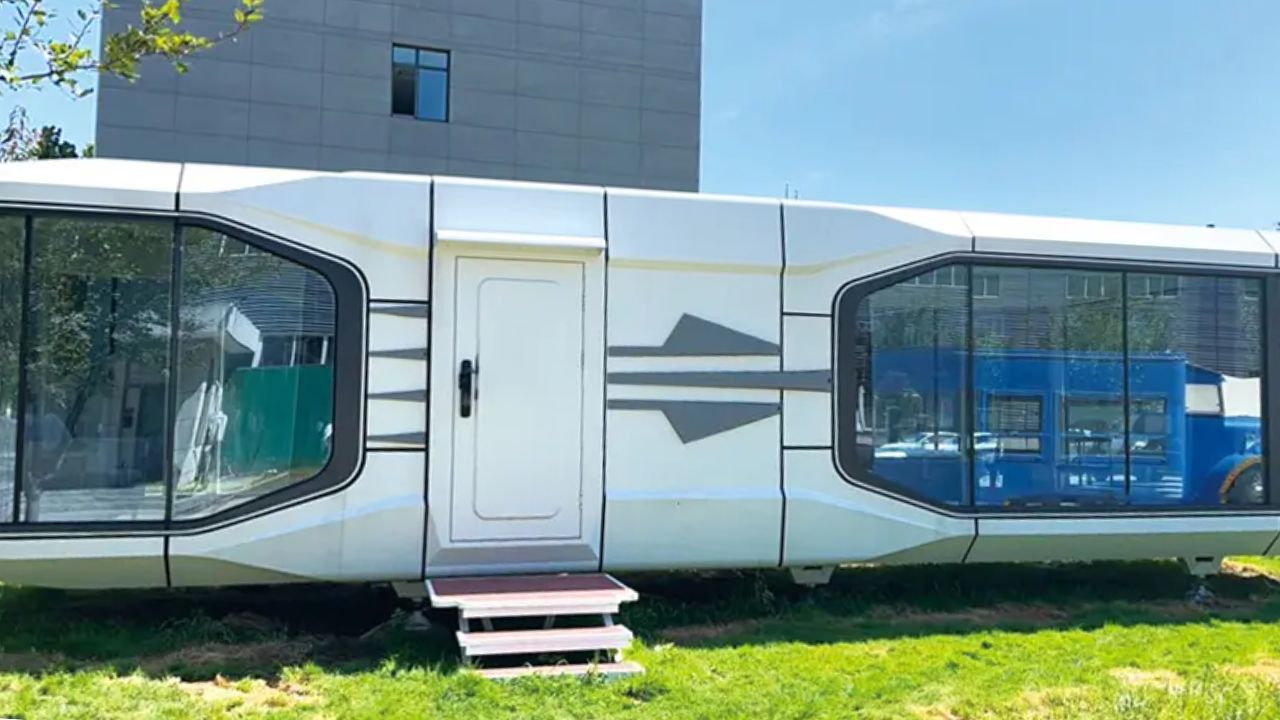 Capsule Homes: A Solution to Urban Housing Crises?